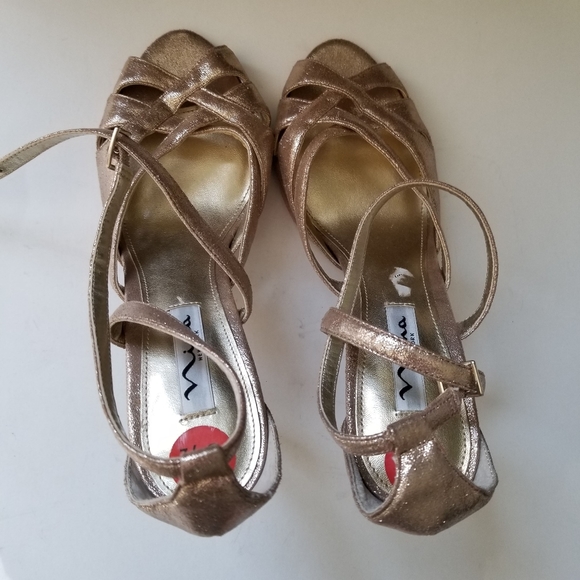 Mia gold slingback heels - Picture 6 of 8